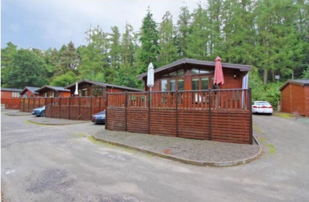 Astbury Falls Luxury Retreats Eardington Zewnętrze zdjęcie